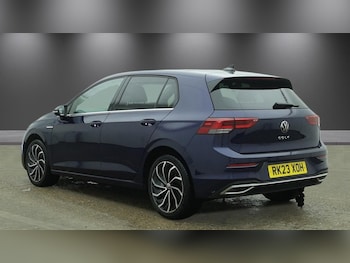 Used Volkswagen Golf 2023 for sale - 78964077: Photo