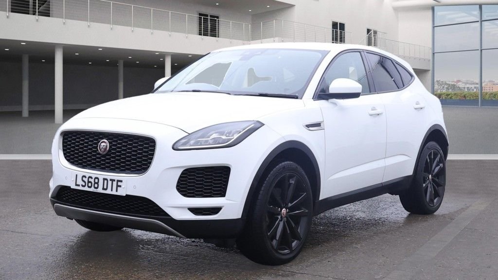 Used Jaguar E-Pace 2018 for sale - 76520576: Photo 2