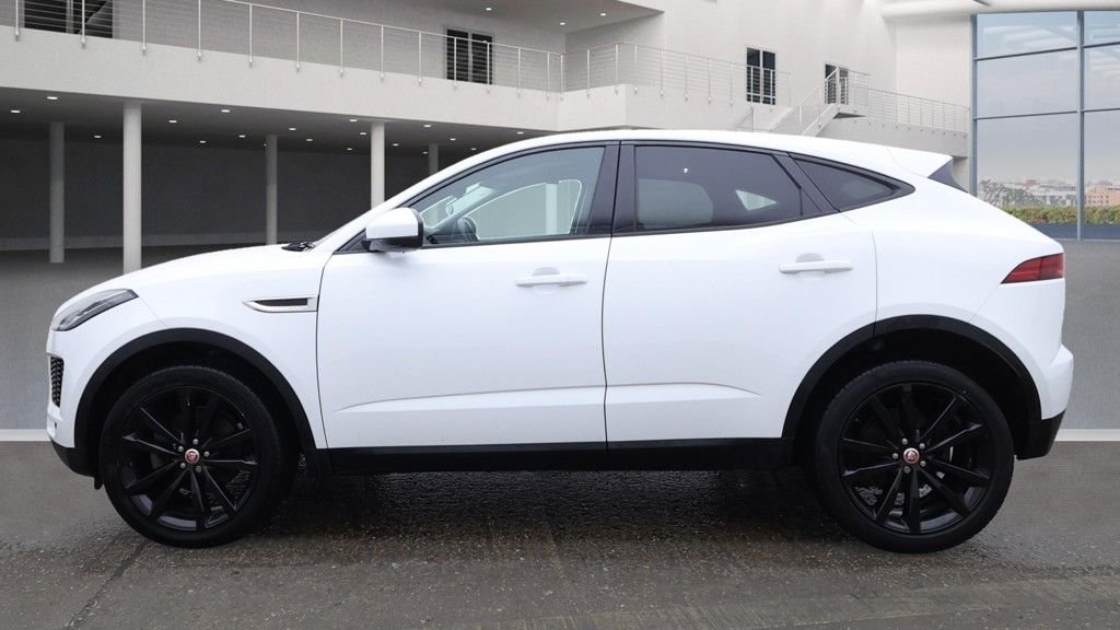 Used Jaguar E-Pace 2018 for sale - 76520576: Photo 6