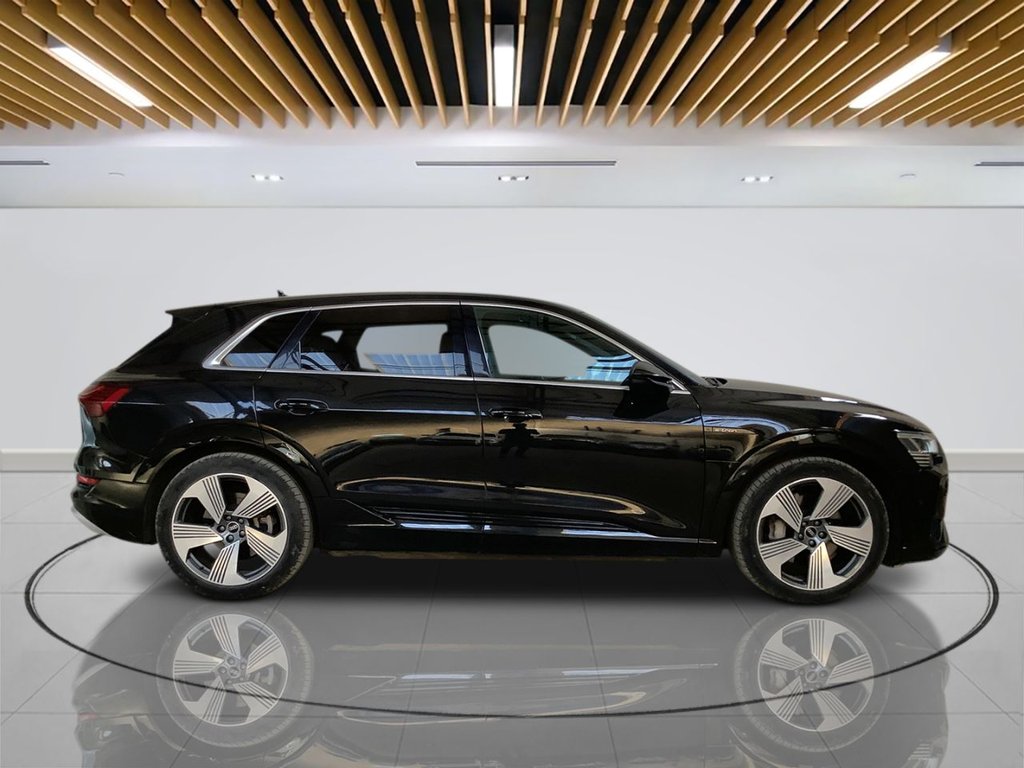 Used Audi e-tron 2020 for sale - 78002721: Photo 7