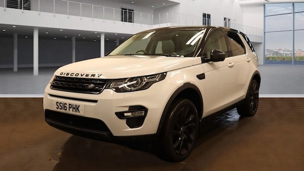 Used Land Rover Discovery Sport 2016 for sale - 76216866: Photo 2