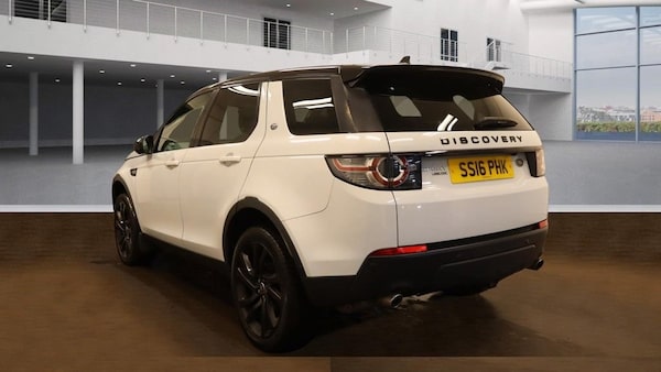 Used Land Rover Discovery Sport 2016 for sale - 76216866: Photo 3