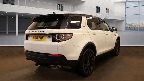 Used Land Rover Discovery Sport 2016 for sale - 76216866: Photo 4