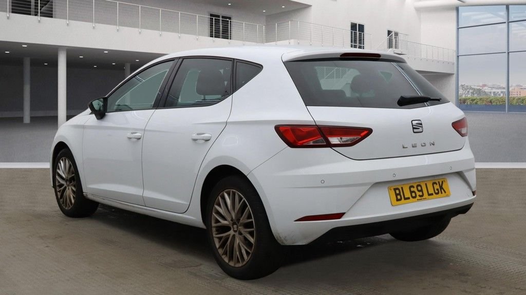 Used SEAT Leon 2019 for sale - 76635532: Photo 3