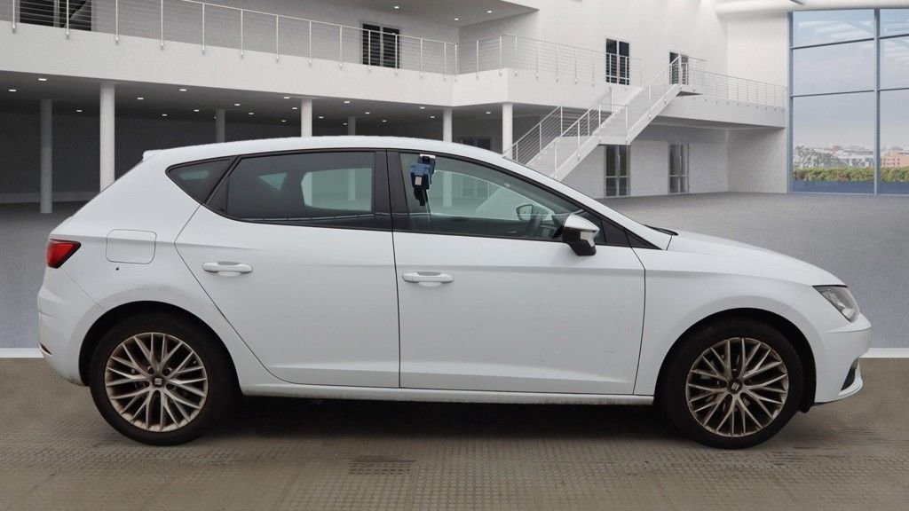 Used SEAT Leon 2019 for sale - 76635532: Photo 5
