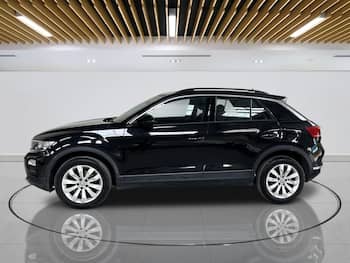 Used Volkswagen T-Roc 2020 for sale - 79632200: Photo