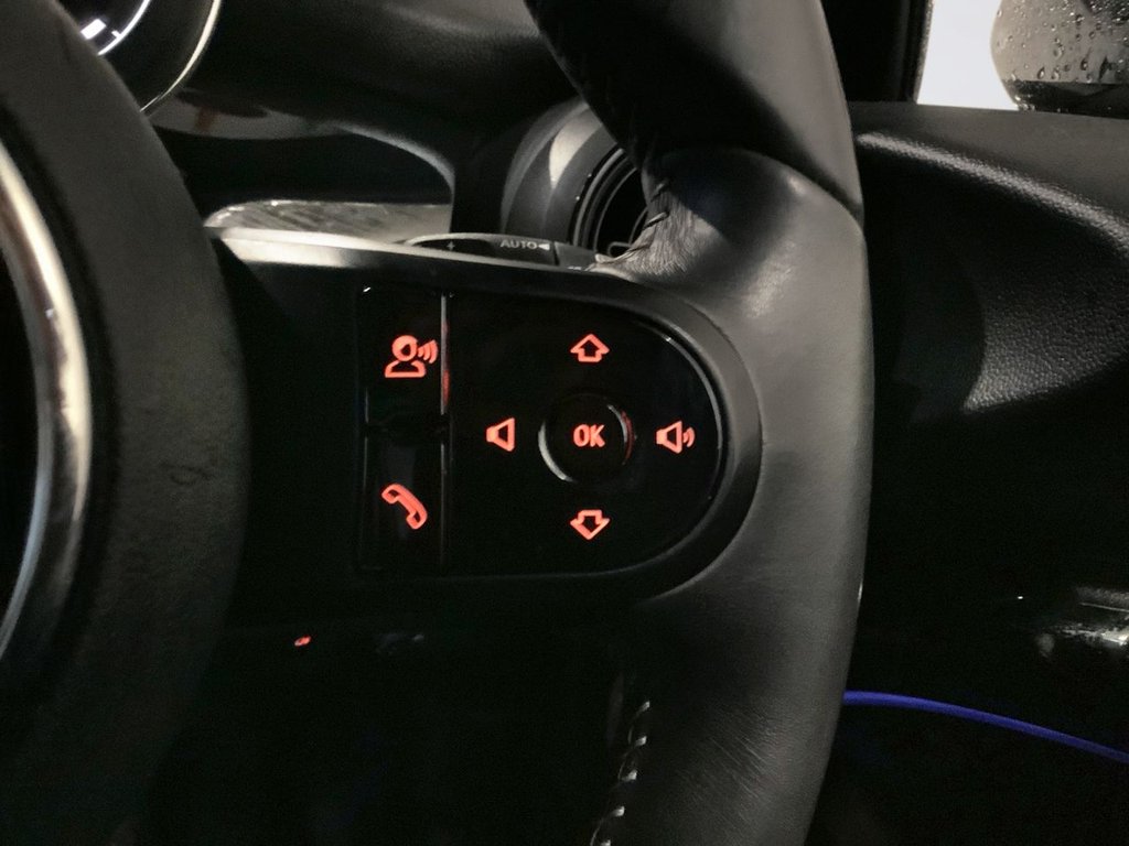 Used MINI Hatch 2023 for sale - 77588371: Photo 17