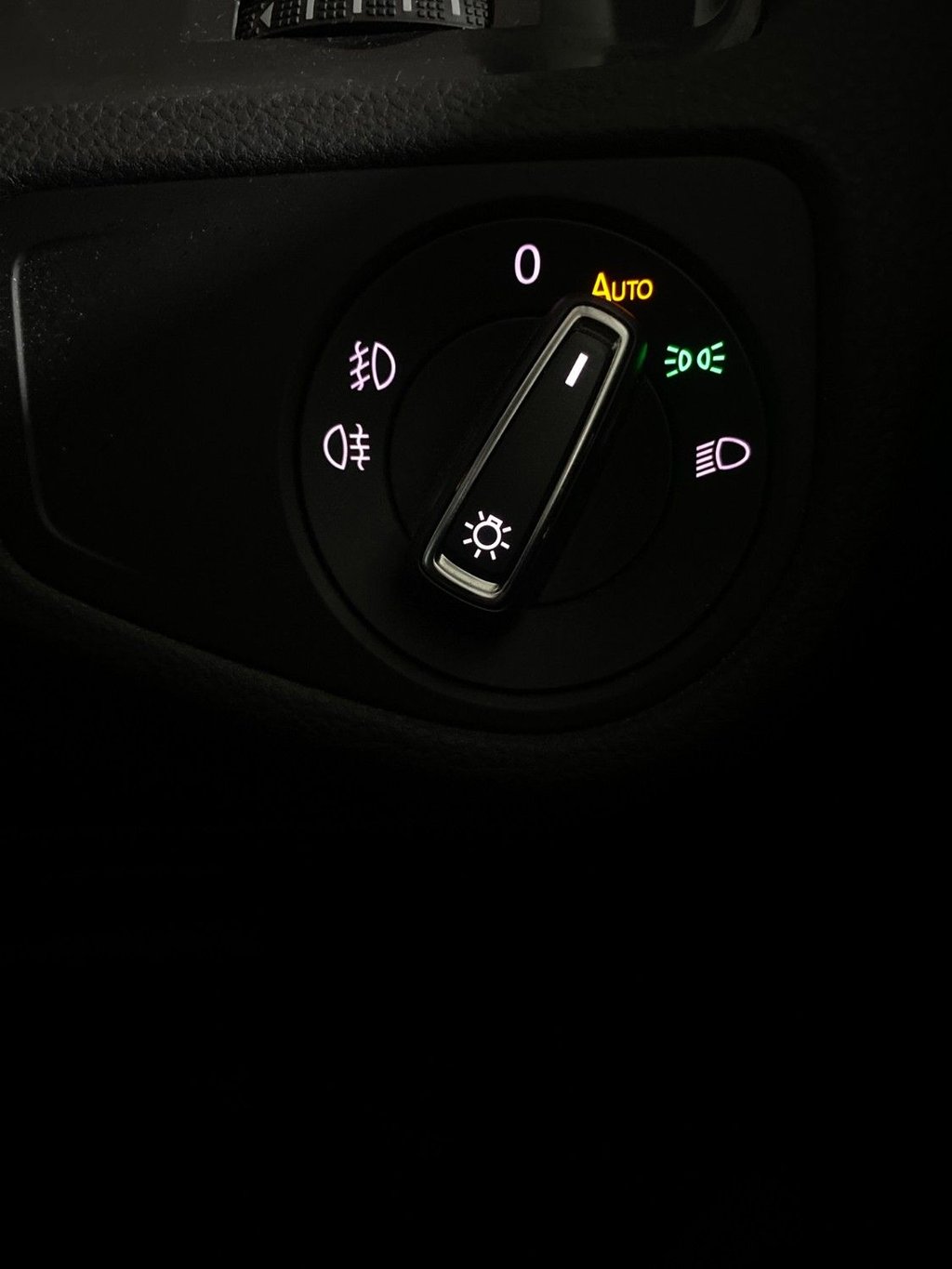 Used Volkswagen Golf 2019 for sale - 77533881: Photo 29