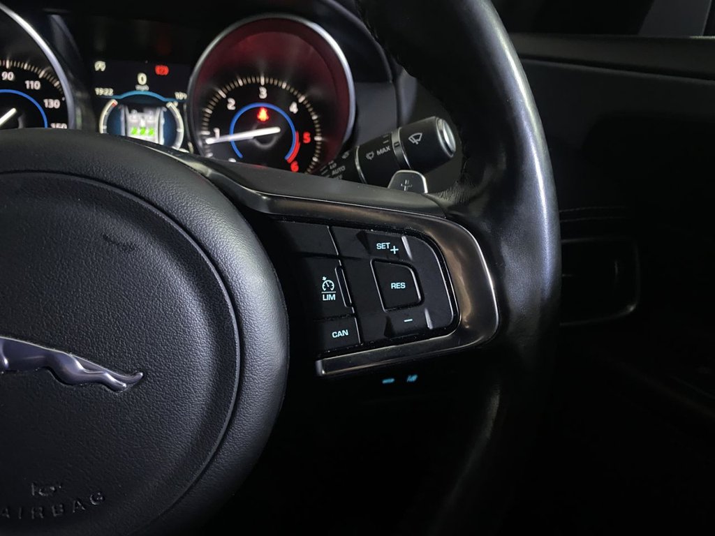 Used Jaguar XE 2018 for sale - 77893660: Photo 17