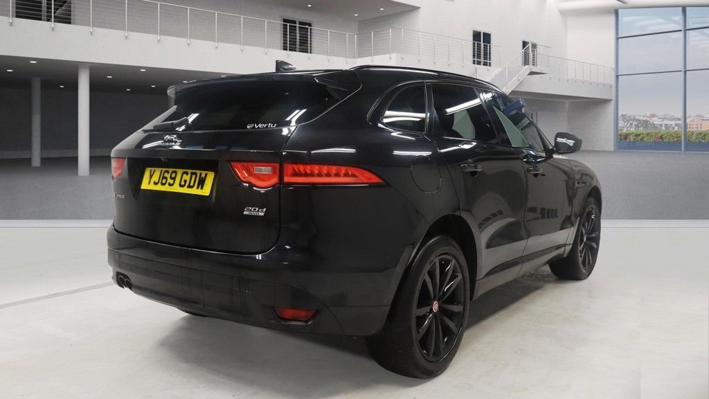 Used Jaguar F-Pace 2020 for sale - 76910478: Photo 4