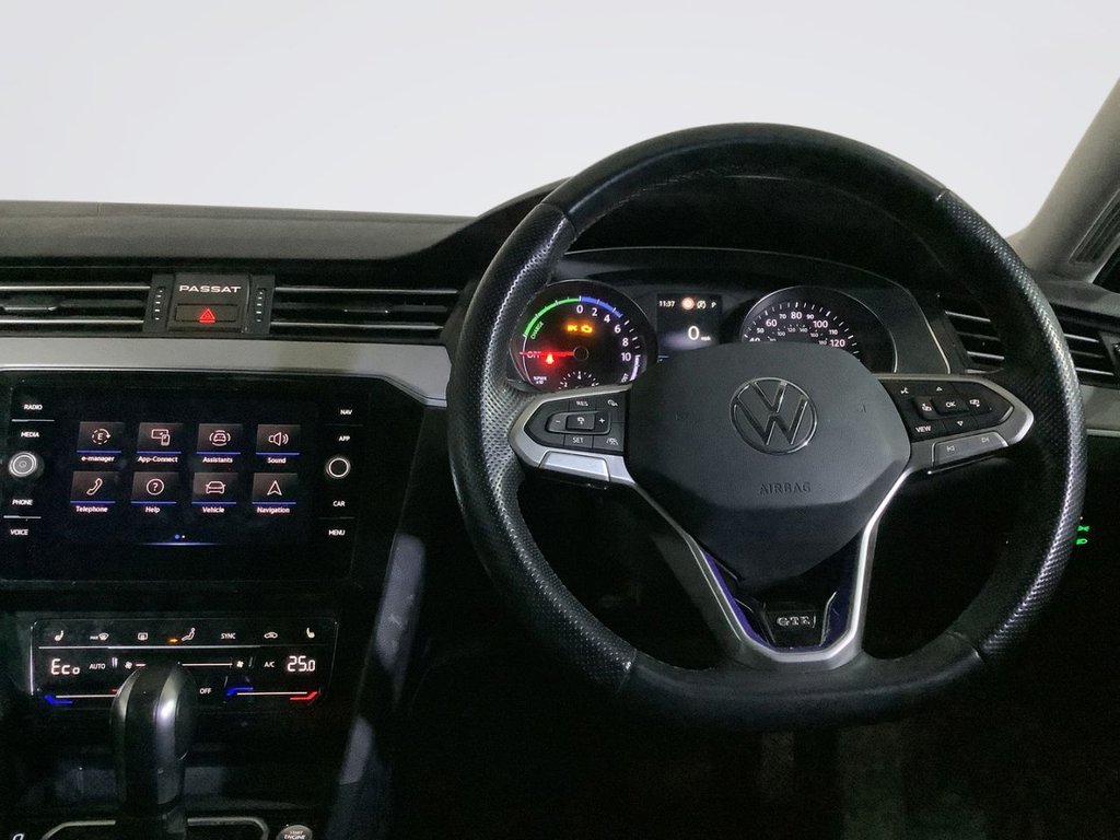 Used Volkswagen Passat 2021 for sale - 76185037: Photo 15