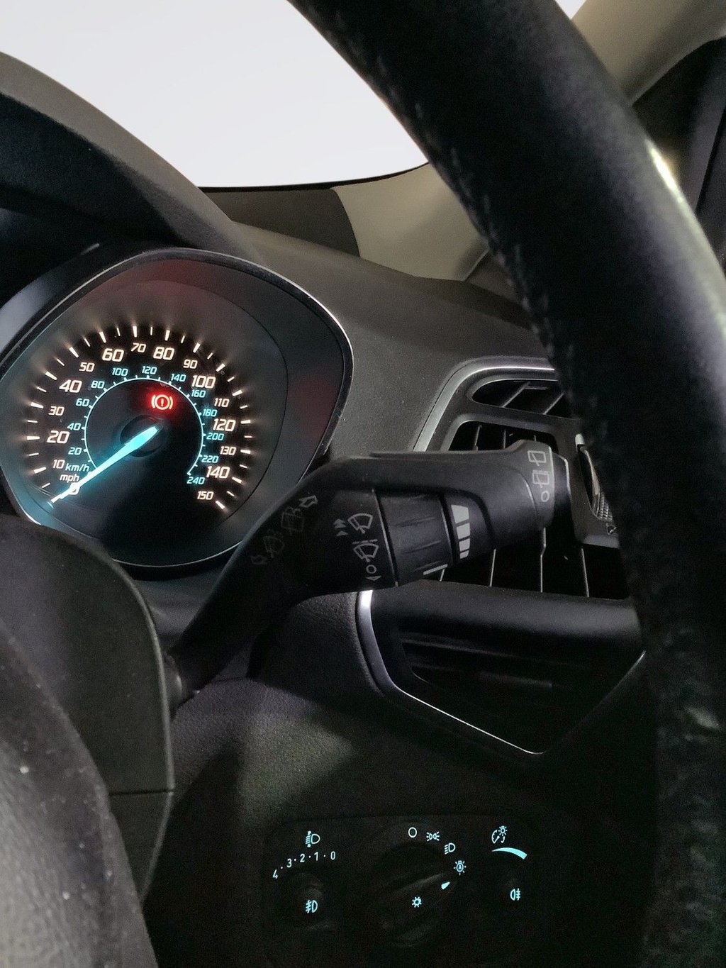 Used Ford Kuga 2014 for sale - 76665750: Photo 21