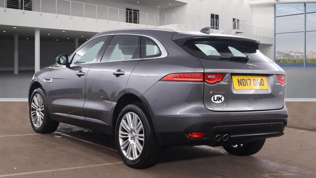 Used Jaguar F-Pace 2017 for sale - 77755290: Photo 3