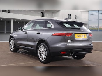 Used Jaguar F-Pace 2017 for sale - 77755290: Photo