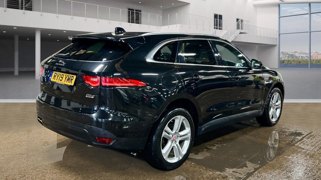 Used Jaguar F-Pace 2019 for sale - 77521029: Photo 4
