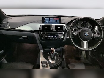 Used BMW 4 Series 2018 for sale - 77026982: Photo