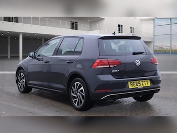 Used Volkswagen Golf 2020 for sale - 76482082: Photo
