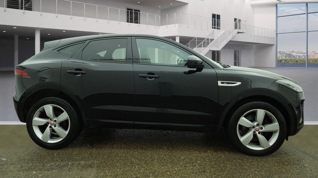 Used Jaguar E-Pace 2019 for sale - 77792037: Photo 5