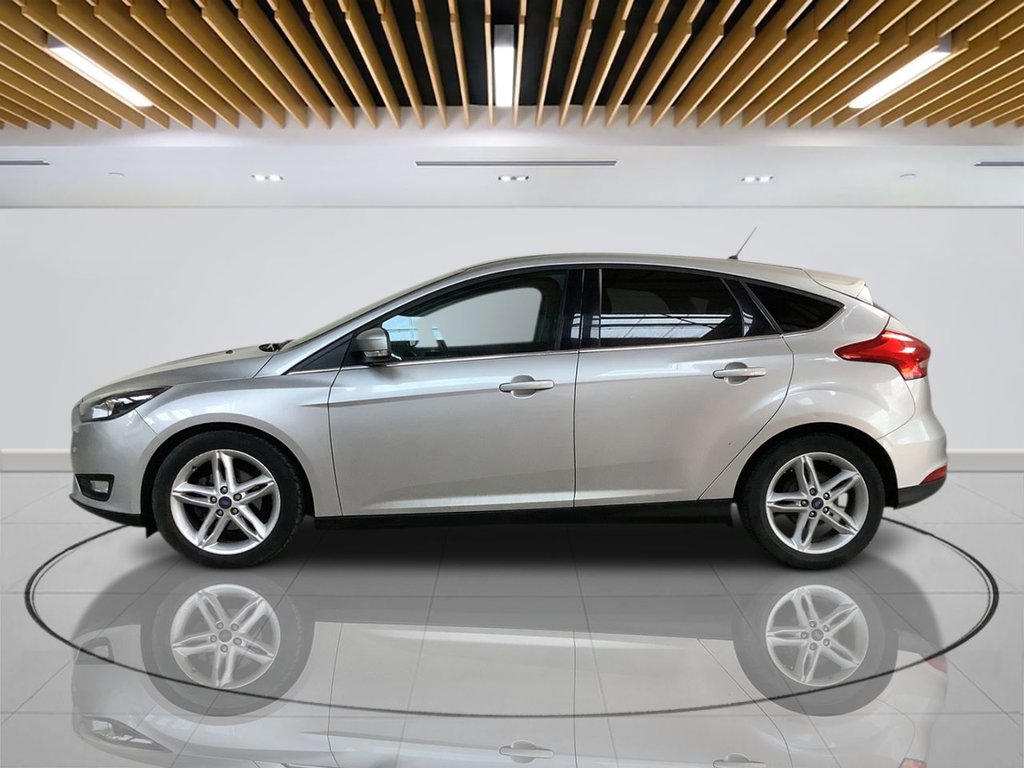 Used Ford Focus 2017 for sale - 77911128: Photo 4