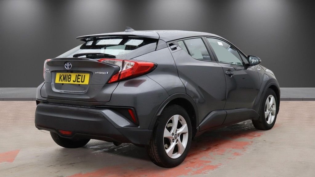Used Toyota C-HR 2018 for sale - 78061908: Photo 4