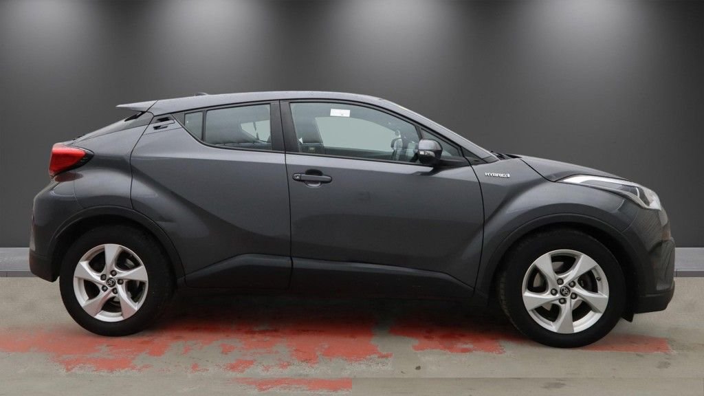 Used Toyota C-HR 2018 for sale - 78061908: Photo 5