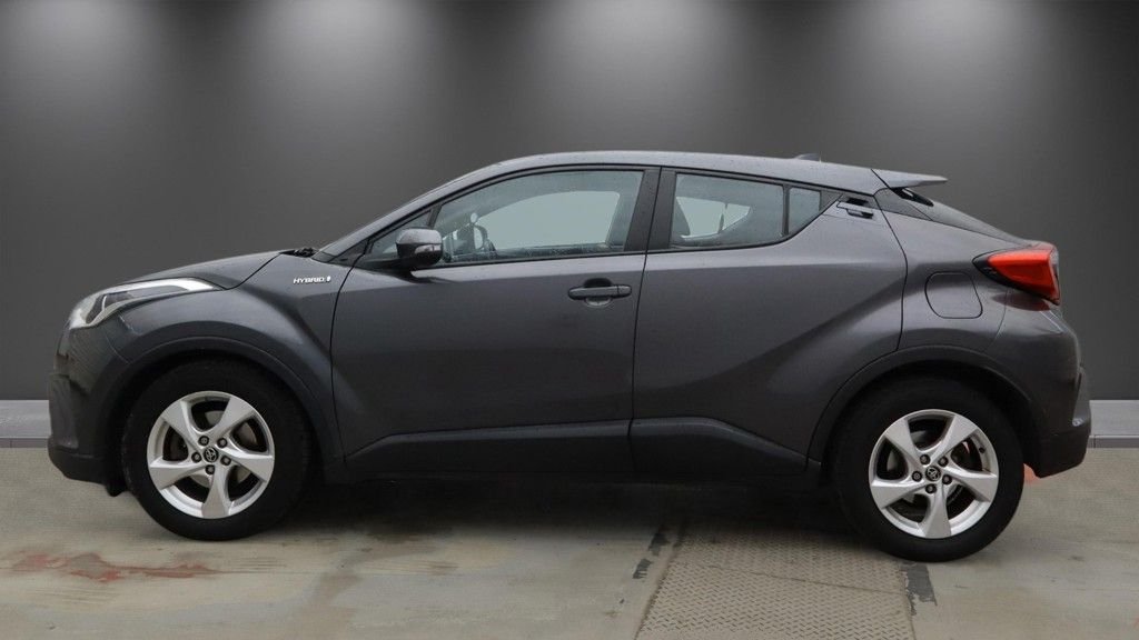 Used Toyota C-HR 2018 for sale - 78061908: Photo 6