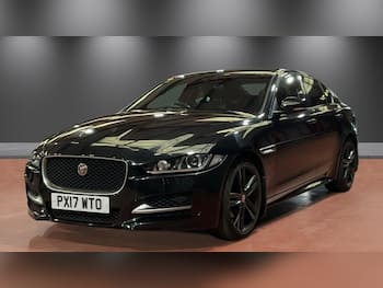 Used Jaguar XE 2017 for sale - 79722394: Photo