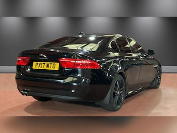 Used Jaguar XE 2017 for sale - 79722394: Photo