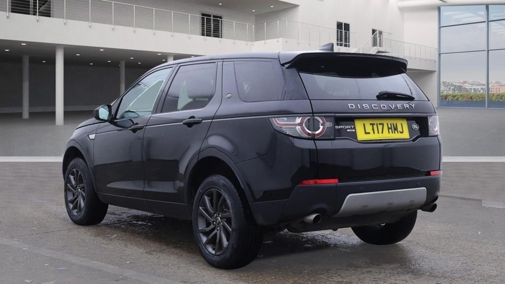 Used Land Rover Discovery Sport 2017 for sale - 76788045: Photo 9