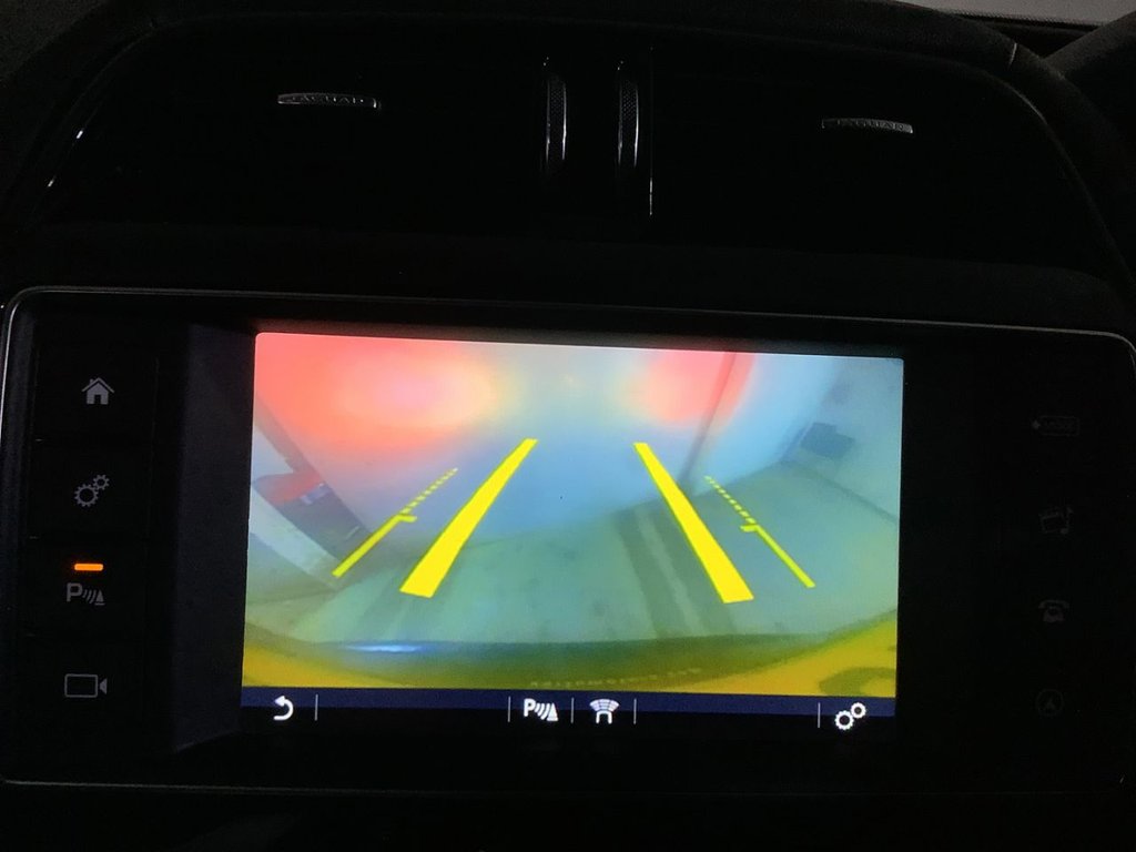 Used Jaguar F-Pace 2018 for sale - 76665681: Photo 23