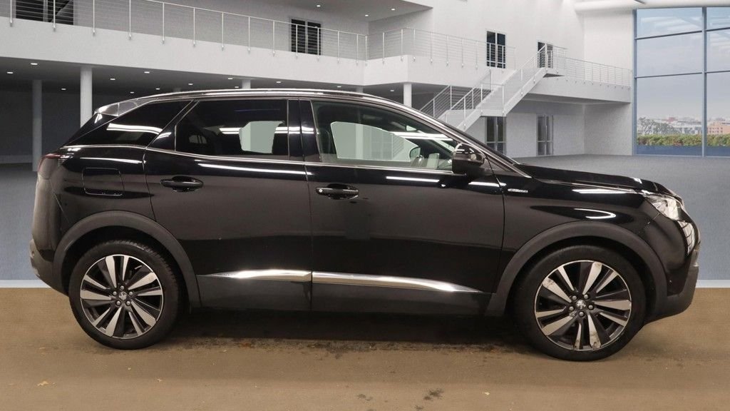 Used Peugeot 3008 2018 for sale - 76389844: Photo 5