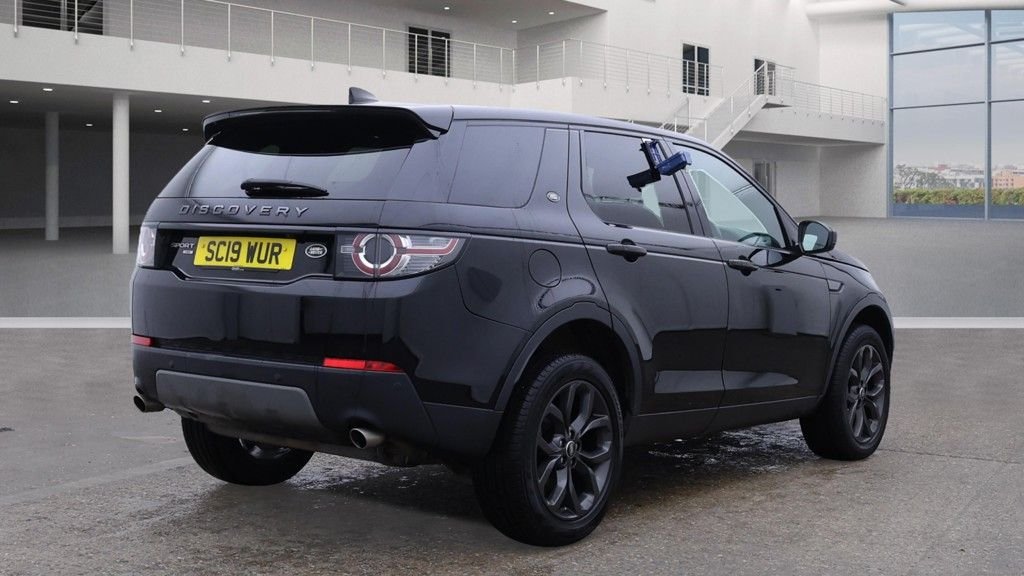 Used Land Rover Discovery Sport 2019 for sale - 76768678: Photo 4