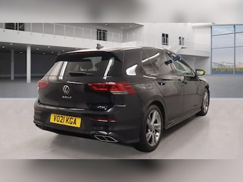 Used Volkswagen Golf 2021 for sale - 75937358: Photo