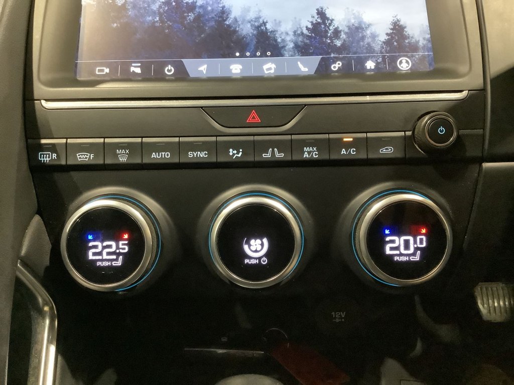 Used Jaguar E-Pace 2018 for sale - 77048974: Photo 17