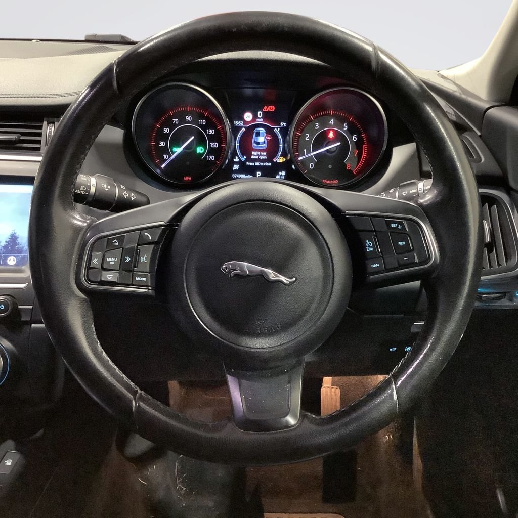 Used Jaguar E-Pace 2018 for sale - 77048974: Photo 22