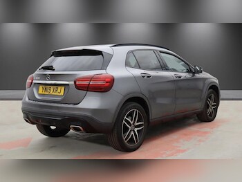 Used Mercedes-Benz GLA 2019 for sale - 78463605: Photo