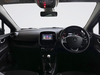 Used Renault Clio 2019 for sale - 78768524: Photo