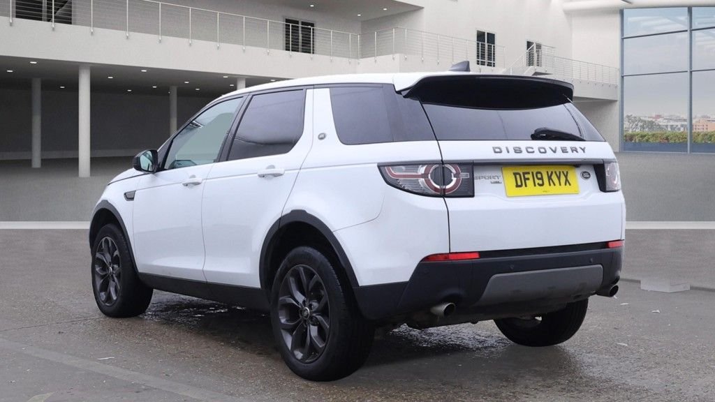 Used Land Rover Discovery Sport 2019 for sale - 76439028: Photo 3