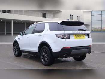 Used Land Rover Discovery Sport 2019 for sale - 76439028: Photo