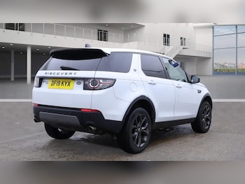 Used Land Rover Discovery Sport 2019 for sale - 76439028: Photo