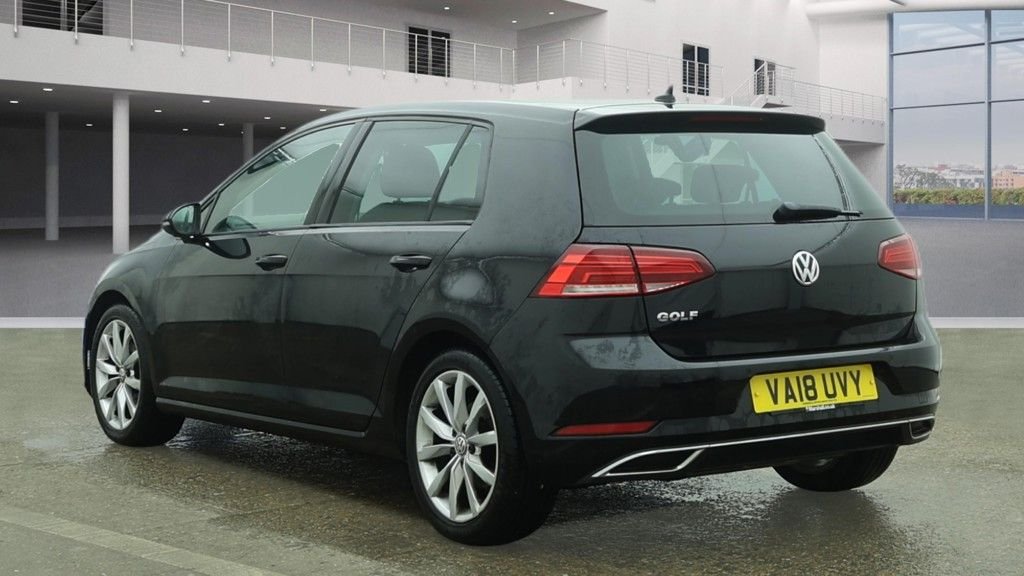 Used Volkswagen Golf 2018 for sale - 78021965: Photo 3