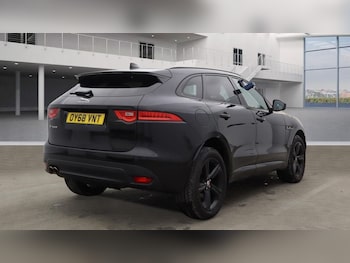 Used Jaguar F-Pace 2018 for sale - 76848347: Photo