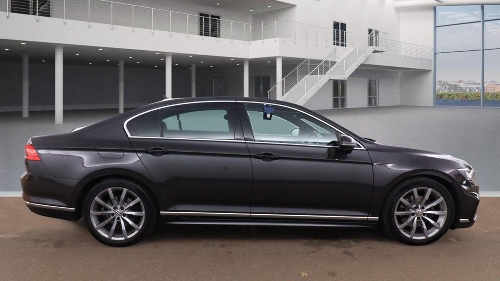 Used Volkswagen Passat 2020 for sale - 76389841: Photo 5