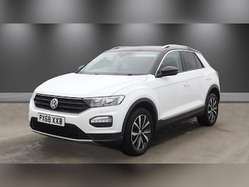 Used Volkswagen T-Roc 2018 for sale - 78097060: Photo