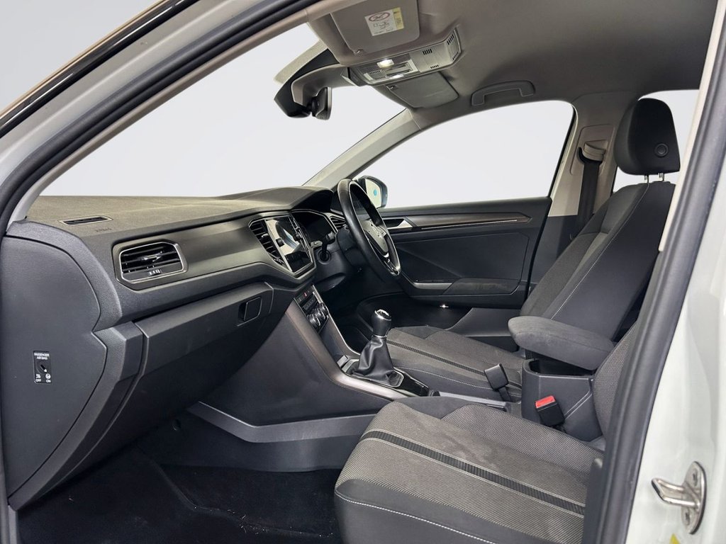 Used Volkswagen T-Roc 2018 for sale - 78200180: Photo 12