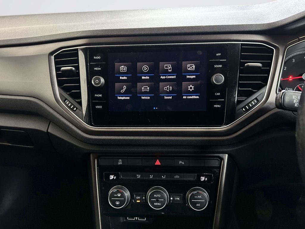 Used Volkswagen T-Roc 2018 for sale - 78200180: Photo 23