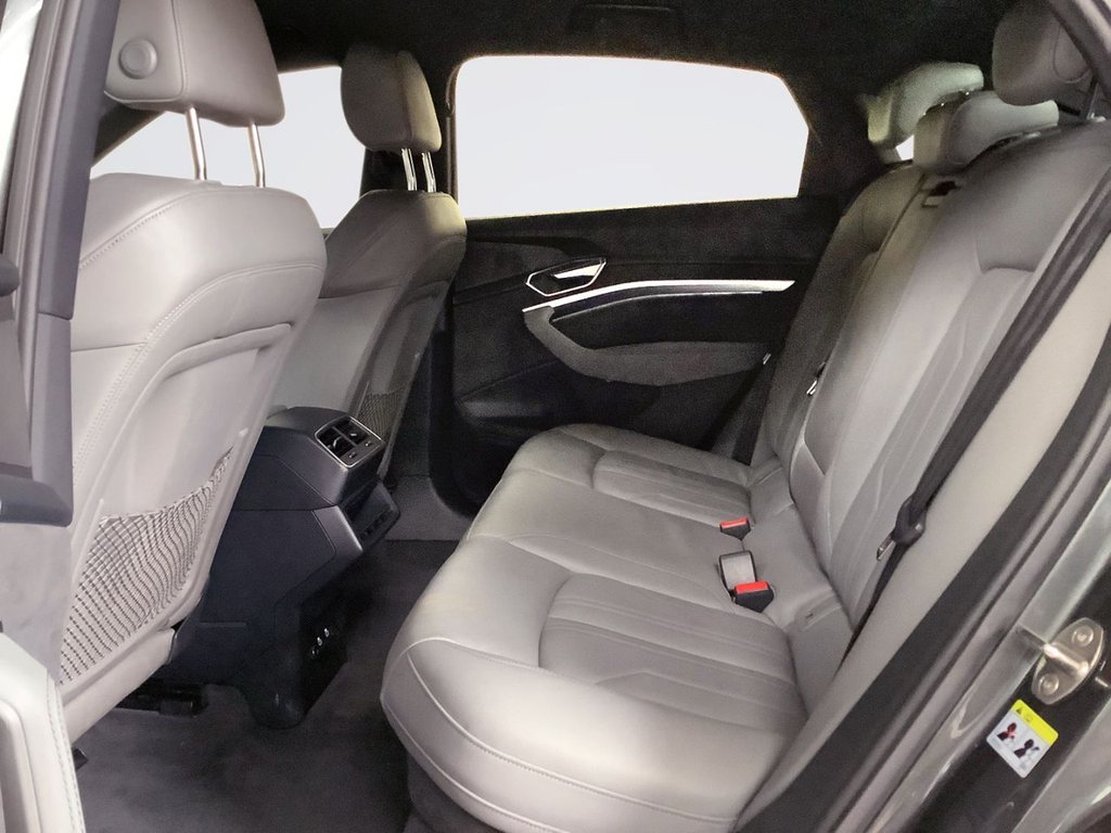 Used Audi e-tron 2021 for sale - 77904883: Photo 13