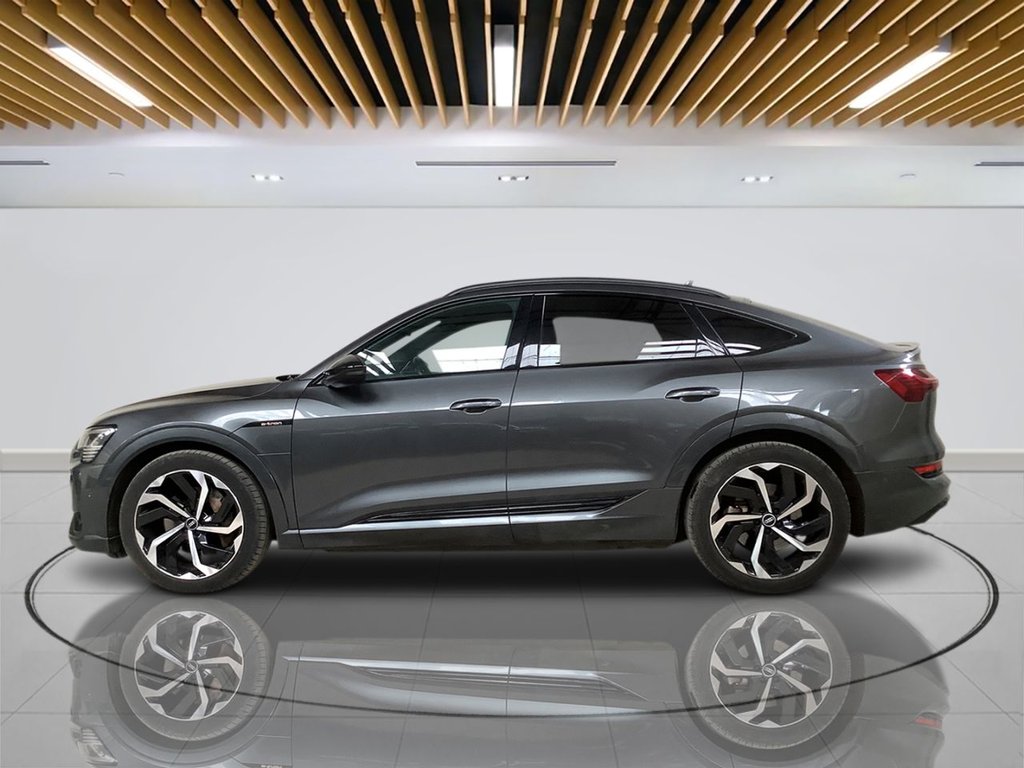 Used Audi e-tron 2021 for sale - 77904883: Photo 5