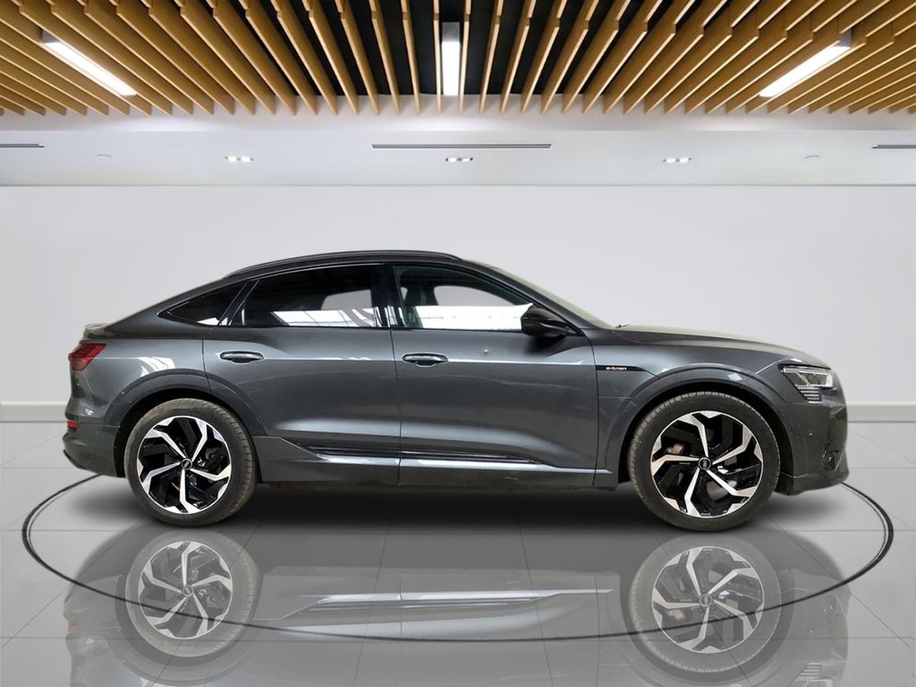 Used Audi e-tron 2021 for sale - 77904883: Photo 9