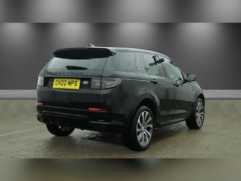 Used Land Rover Discovery Sport 2022 for sale - 79276588: Photo